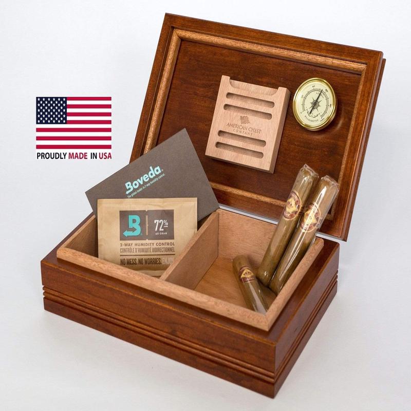 Amish WoodTop Solid Maple Humidor | 50 Cigars
